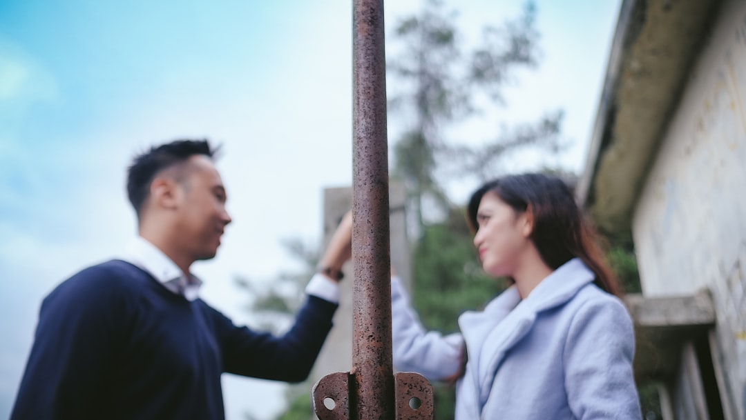 40代男性が20代女性に好かれる会話術｜年の差を武器にする話し方5選